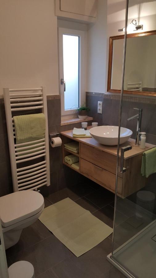 Viadolcevita - Gruene Gaestewohnung Lana Zewnętrze zdjęcie